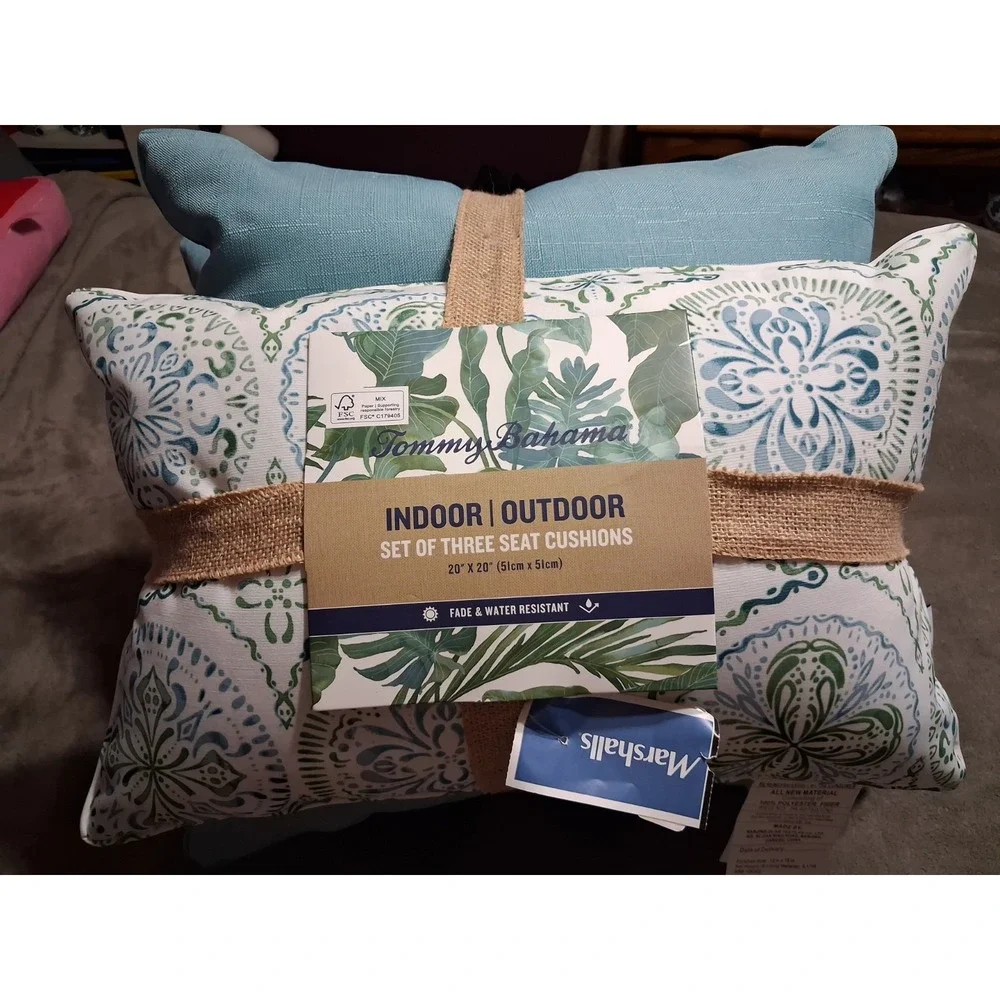 Tommy Bahama Outdoor 3 Pillow Set Blue Medallion Watercolor Patio Easter NWT
